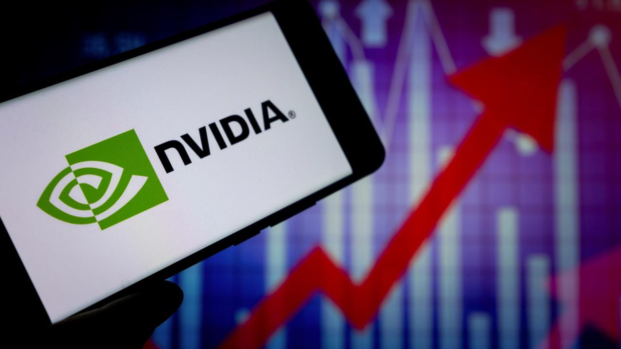 NVIDIA a depășit Microsoft și și-a recâștigat statutul de cea mai scumpă companie din lume.