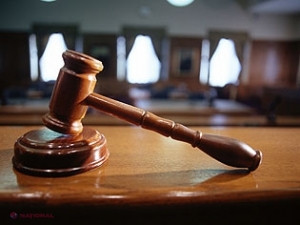 Un judecător de la Judecătoria Căușeni va compărea în fața magistraților, fiind suspectat de corupere pasivă.