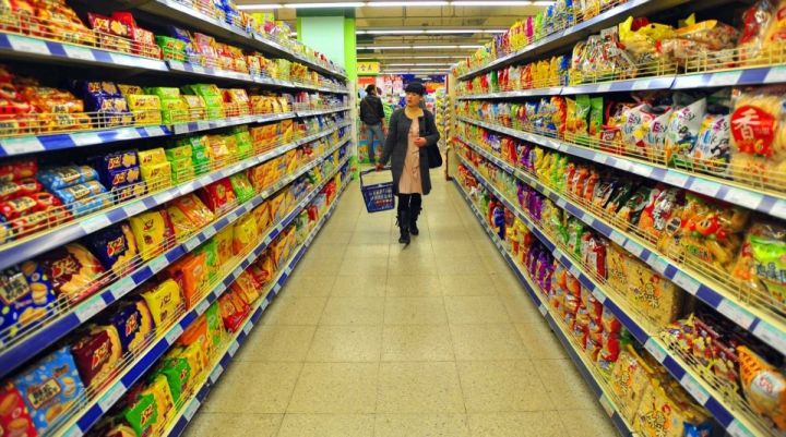 Produsele fără etichete pe care le cumpăram din magazine. Foto: cugetliber.ro