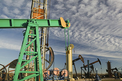 Цена на нефть марки Brent впервые с 1 ноября поднялась выше отметки в 49 долларов за баррель.