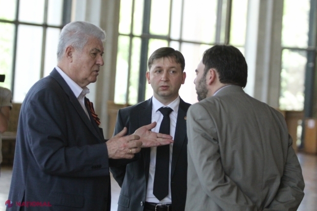 Locurile celor excluşi vor fi ocupate de Artur Reşetnicov, Sergiu Stati şi Oleg Reidman”.