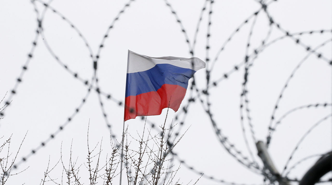 Четыре страны присоединились к санкциям ЕС против России.