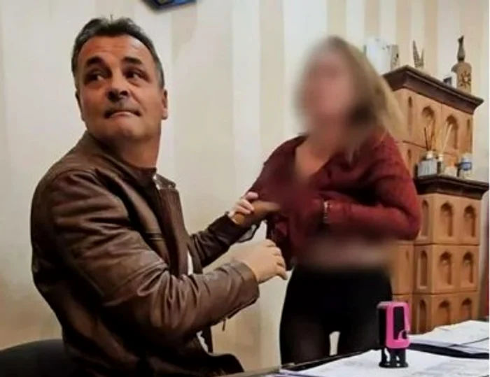 Un primar din România, acuzat de hărțuire sexuală.
