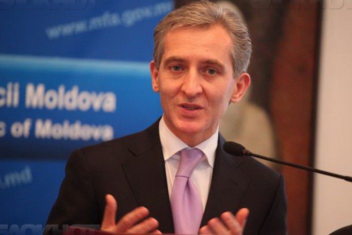 В то же время Лупу сказал, что пока не говорил на эту тему с Юрием Лянкэ.