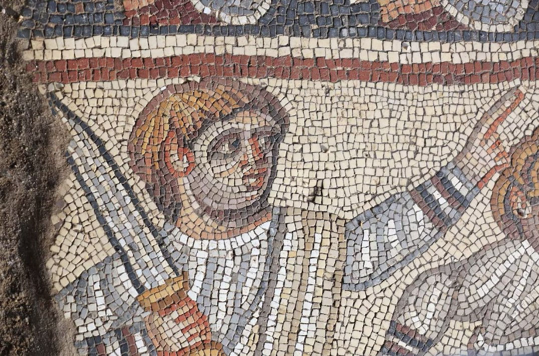 Римскую мозаику возрастом 1600 лет обнаружили в Израиле.