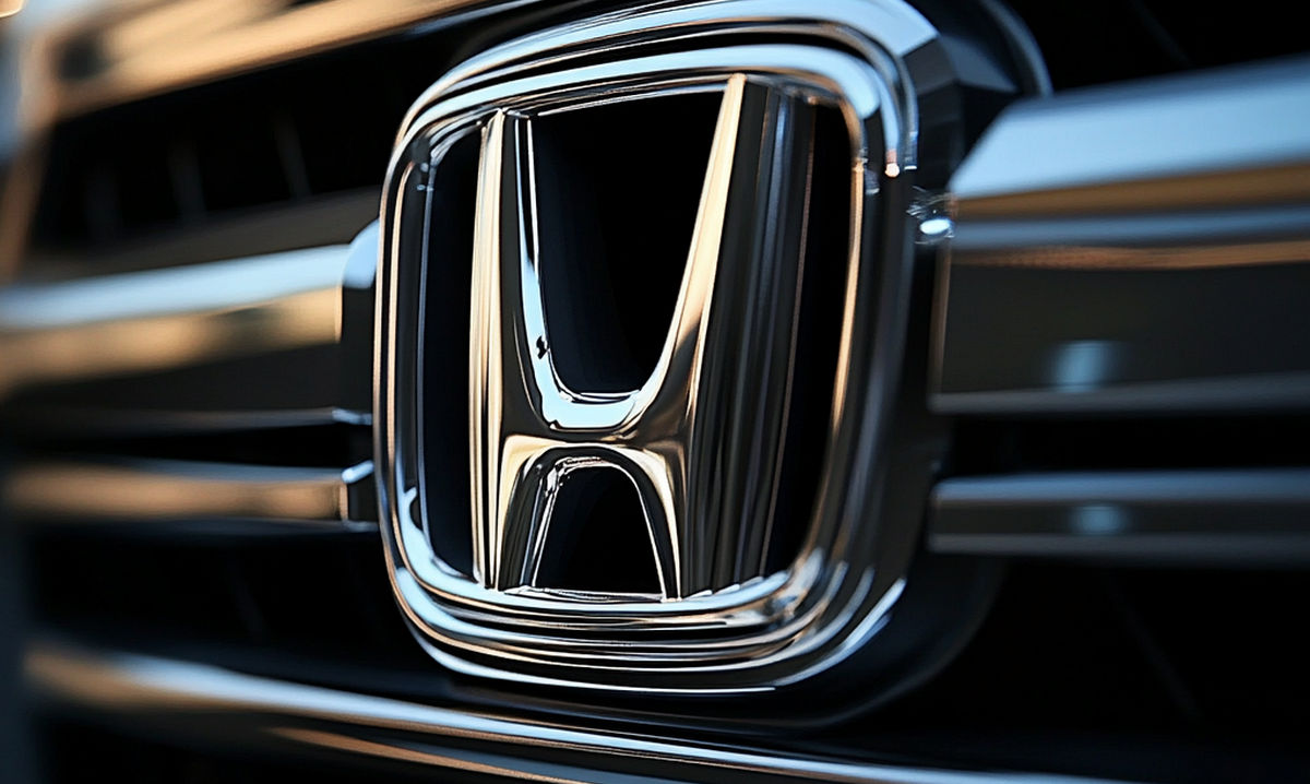 В США проверят четверть миллиона автомобилей Honda из-за проблемы с торможением.