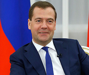 Премьер-министр России Дмитрий Медведев сообщил, что планирует работать до 70 лет. По его словам, именно исходя из этого он произвел расчет своей будущей пенсии. Фото: ИТАР-ТАСС