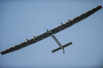 Самолет на солнечных батареях Solar Impulse 2 завершил трехдневный перелет через Тихий океан. Фото: Zhang Chaoqun / Xinhua / Globallookpress.com