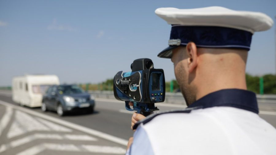 В Румынии водитель разогнался до 243км/ч: хотел показать детям, что может его авто.