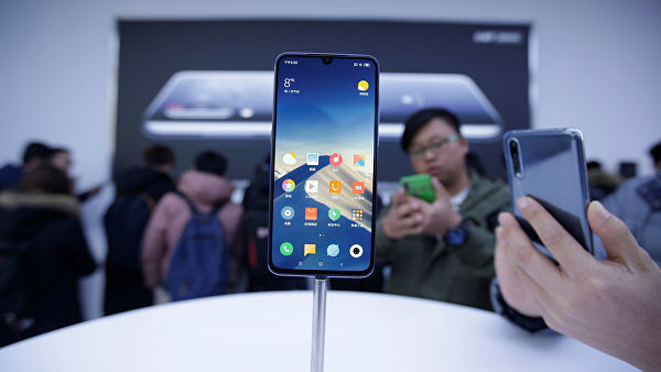 Xiaomi представила новый флагманский смартфон с тройной камерой.