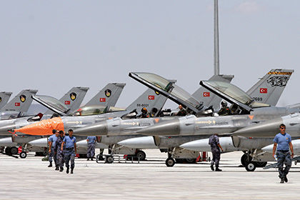 F-16 турецких ВВС Фото: Selcan Hacaoglu / AP