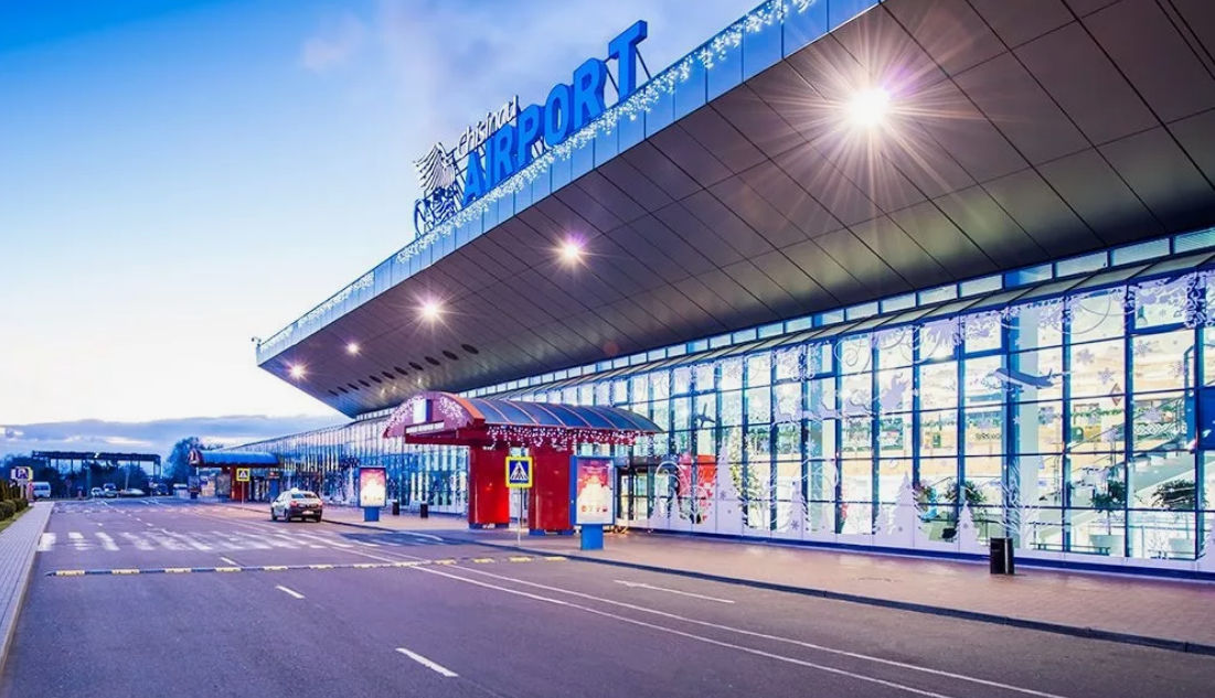 Аэропорт кишинев сегодня. Молдавия аэропорт. Международные аэропорты Молдавии. Аэропорт Кишинев. Международный аэропорт КИШ.