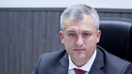 Полиция получила от суда распоряжение о начале розыска Викола.