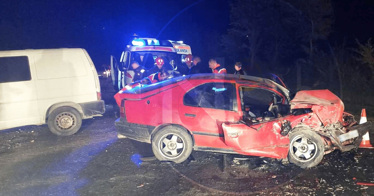 Accident rutier: Două autoturisme s-au tamponat lângă Bălți.