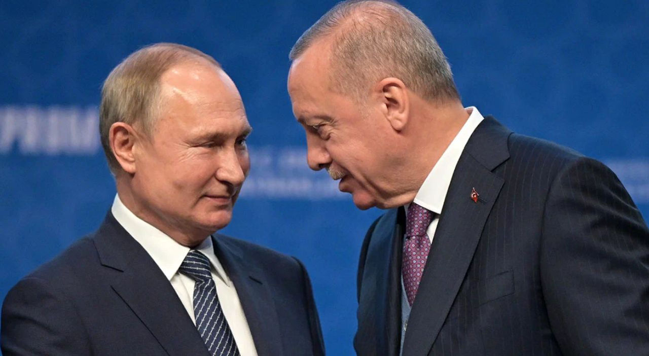 Путин и Эрдоган обсудили по телефону ситуацию в Украине.