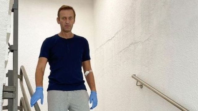 В США предлагают ввести против чиновников РФ санкции из-за Навального. Фото: bbc.com.