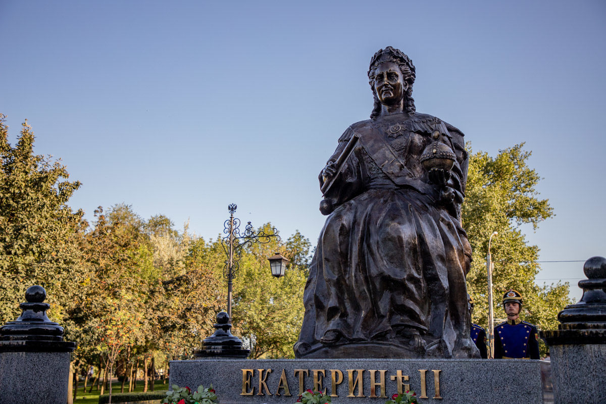 В Тирасполе открыли памятник Екатерине Великой.