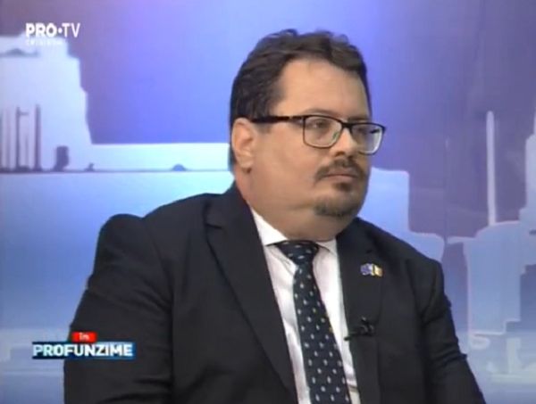 Михалко считает, что при принятии смешанной системы выборов не были соблюдены рекомендации Венецианской комиссии. Фото: inprofunzime.protv.md.