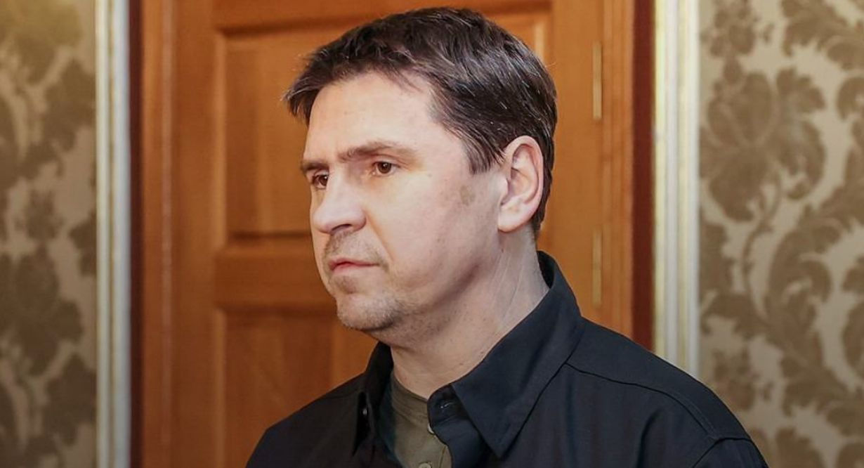 Подоляк раскритиковал призывы прекратить помогать Украине "ради мира".