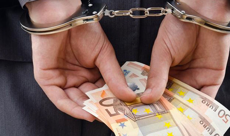 Жители Фалешт задержаны за вымогательство крупной суммы денег.
