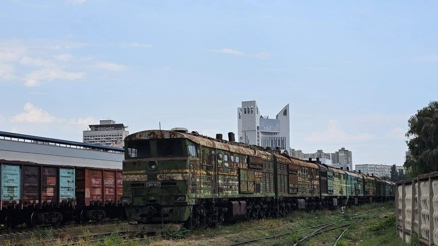 Volumul mărfurilor transportate pe calea ferată din Moldova a scăzut cu peste 30%.
