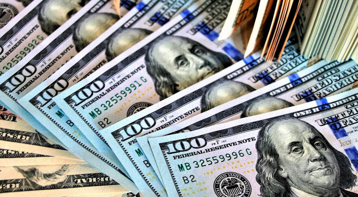 В мае молдавский лей обесценился на 2,7% по отношению к доллару США