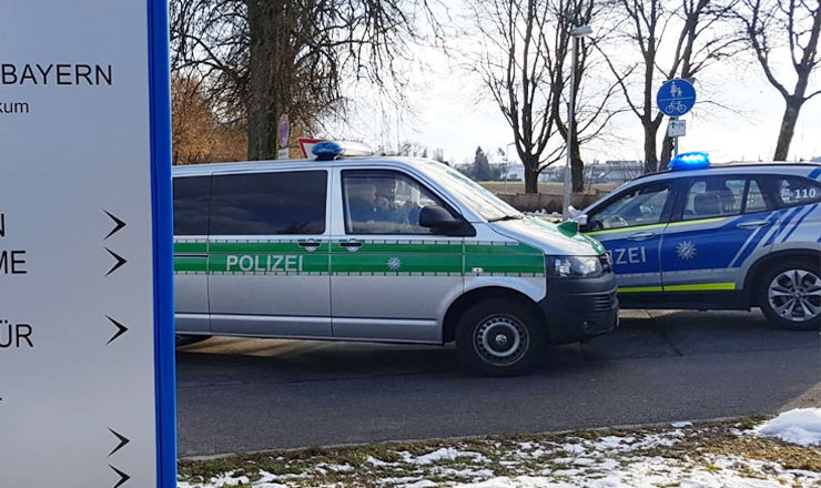 В Баварии полиция завершила операцию в связи с захватом заложницы.