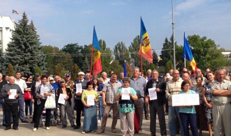 Антиправительственные протесты прошли во многих регионах страны.