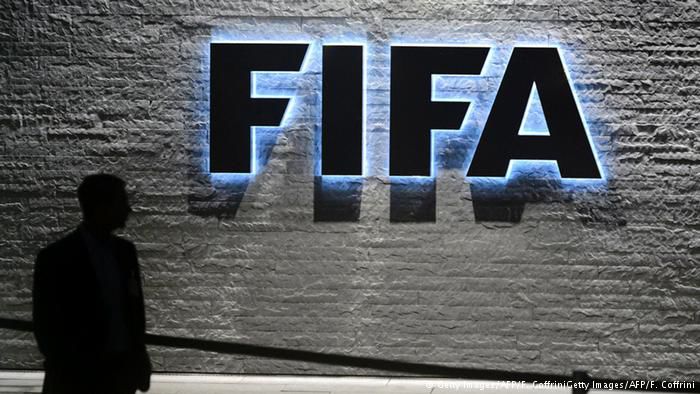 ФИФА признала факт подкупа при распределении голосов в выборе стран-хозяек чемпионатов мира.