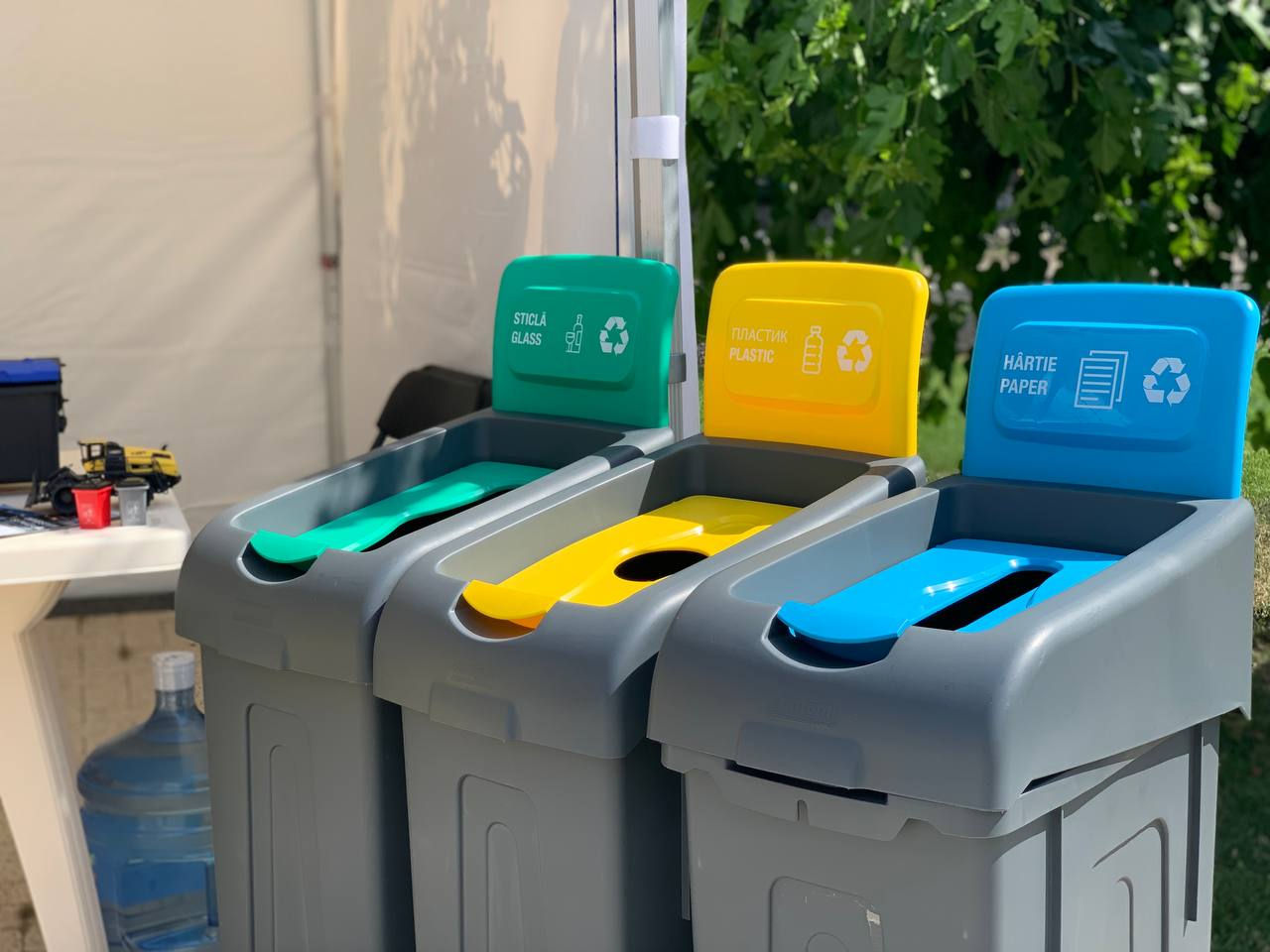 Autoritățile locale vor fi obligate să asigure colectarea separată a deșeurilor.