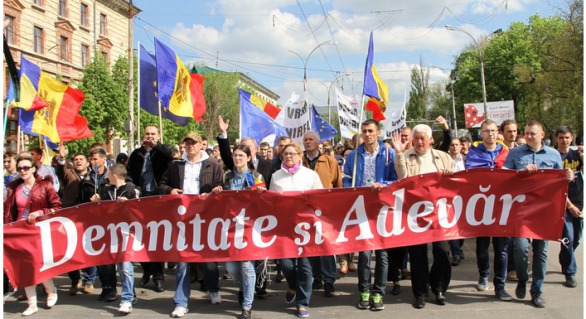 Oamenii nu au fost înfrânți de mașina administrativă, de mașina de propagandă a partidelor din așa-numita Alianță pentru Integrare Europeană.