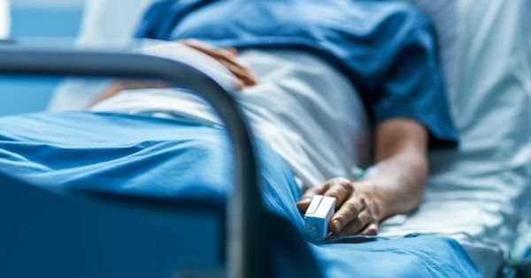 Парень из Яловен борется за жизнь после жестокой драки в новогоднюю ночь.