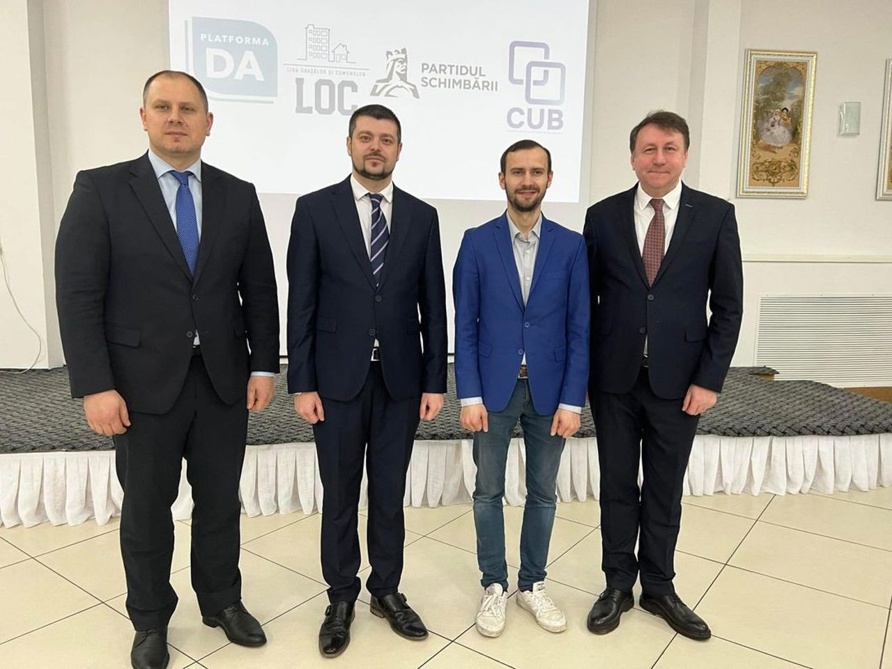 Коалиция четырех партий потребовала отставки председателя комиссии Pre-Vetting.