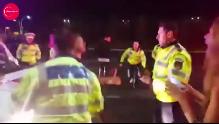 Momentul în care un ex-deputat primește un pumn de la un polițist și cade inconștient. Foto: romaniatv.net