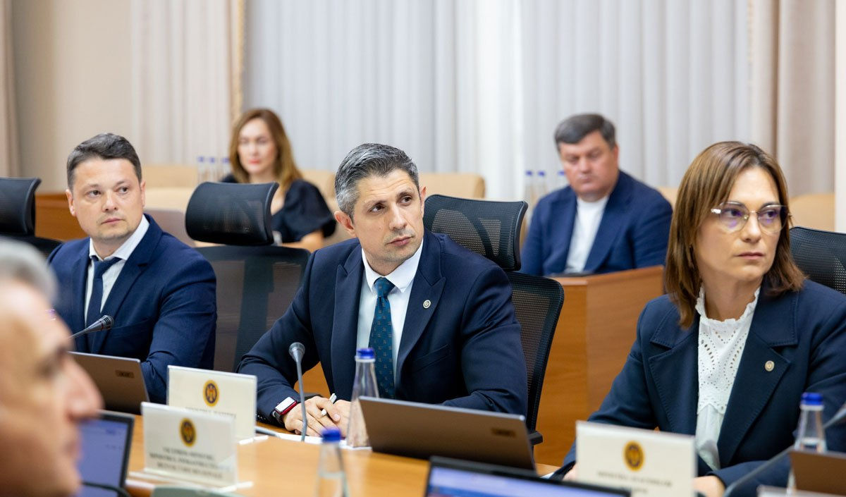 Правительство переводит судебные процедуры в цифровой формат.