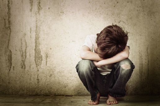 Părinții, dependenți de droguri, pot fi decăzuți din drepturile părintești, dacă acest lucru este în interesul copilului.  
