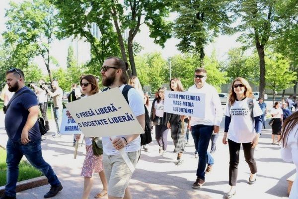 В Молдове в День свободы печати обсудят проблемы местных СМИ.