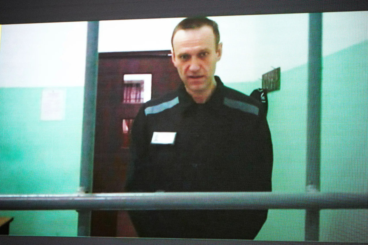 Алексей Навальный был приговорен Мосгорсудом к 19 годам лишения свободы в колонии особого режим.