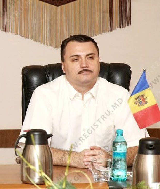 Олег Ротару будет временно исполнять обязанности начальника Агентства государственных услуг.