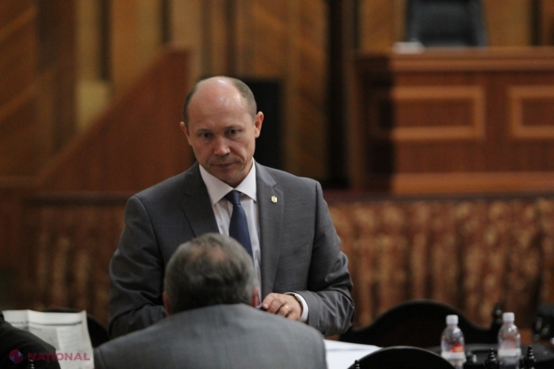 Astfel, politicianul a ținut să facă o comparație între cei opt ani de guvernare comunistă și ultimii patru ani.