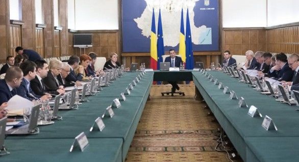 Guvernul de la București a abrogat Ordonanţa de Urgenţă care a scos românii în stradă. 