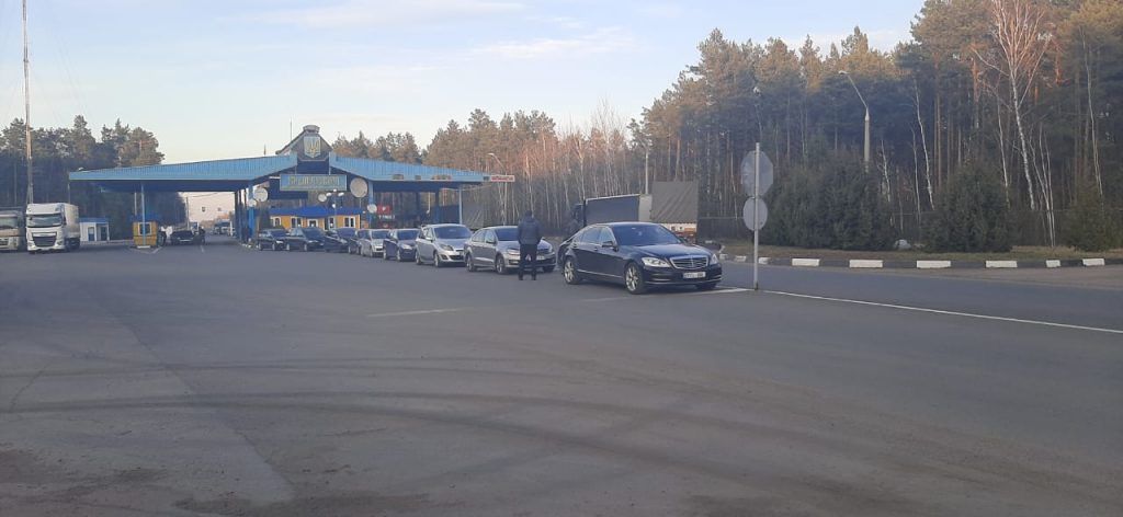 Еще 55 граждан Молдовы, заблокированные на границе, доставлены домой.