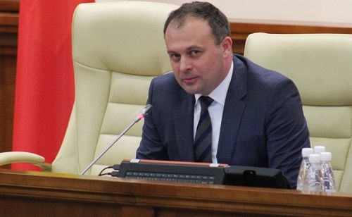 Канду отказывается обсуждать в парламенте судьбу политзаключенных Молдовы. Фото: politik.md
