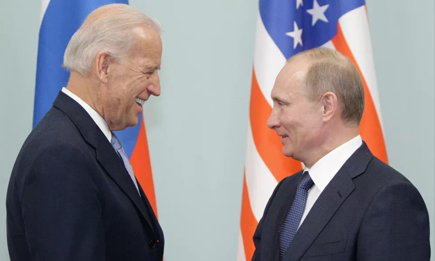Байден рассказал, какую тему хочет обсудить с Путиным.