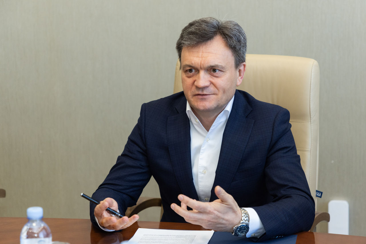 Дорин Речан обсудил обеспечение гендерного равенства.