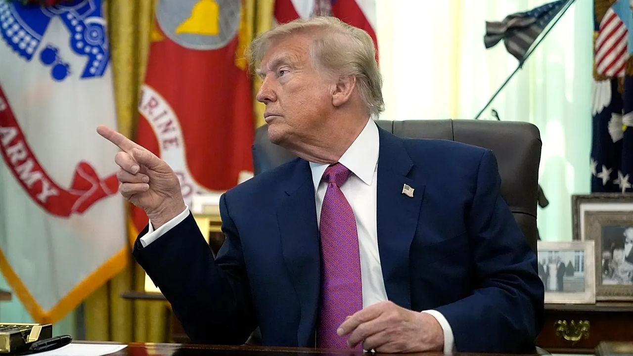 Трамп подписал указ о переименовании озера Онтарио в озеро Америка.