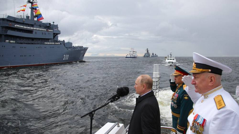 Владимир Путин утвердил новую Морскую доктрину РФ.