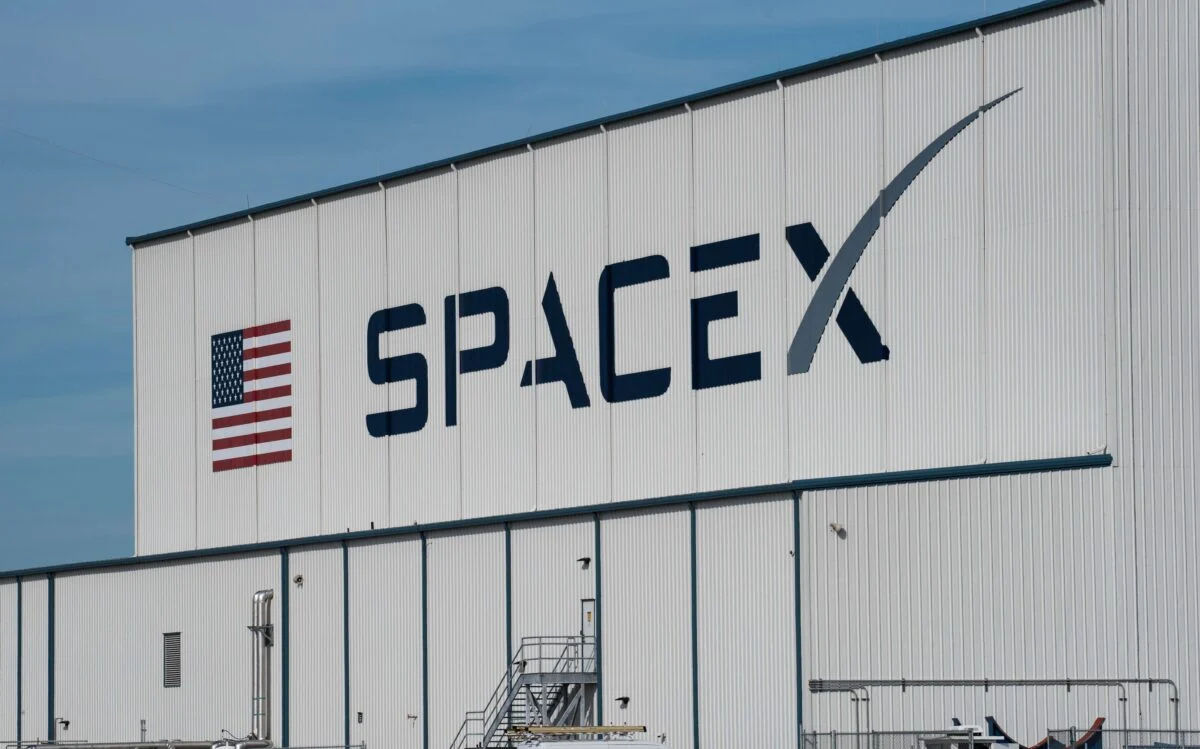 SpaceX готовит один из крупнейших выходов на биржу в истории.