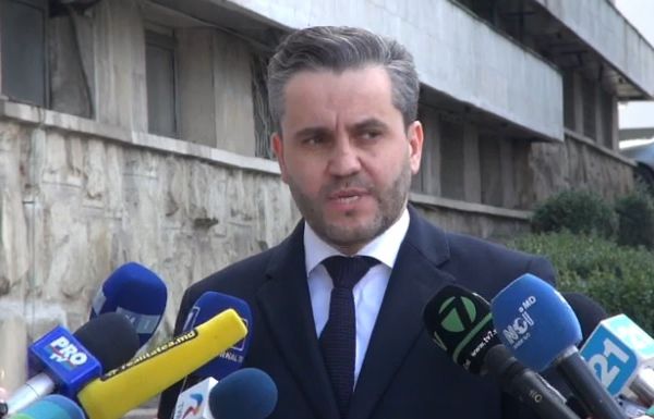 По словам адвоката, с начала рассмотрения дела его клиента, сегодня случился «маленький сдвиг».