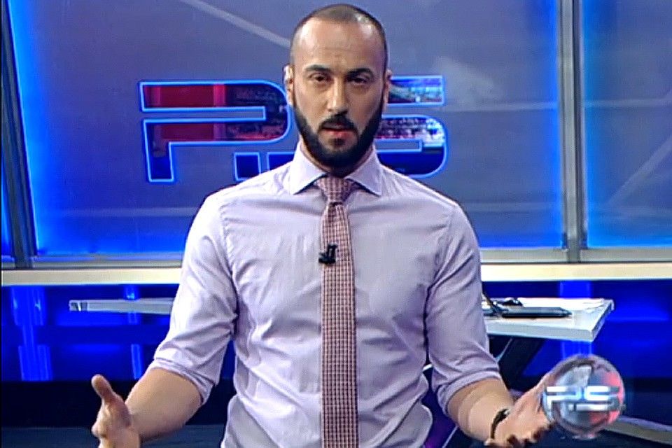 Ведущего "Рустави 2" отстранили от работы после оскорблений в адрес Путина.